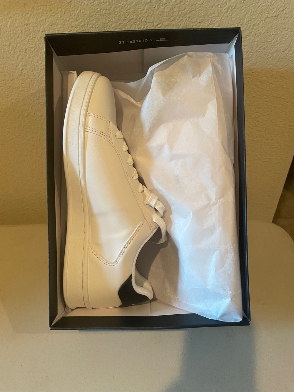 Tommy Hilfiger White Low-Top Sneakers with Black Heel Tab